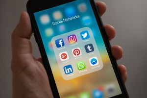 developpement-marque-internet reseaux-sociaux-marque